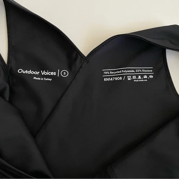 Outdoor Voices SplashKnit 6" Cutout Bodysuit Romper Black NWT - Picture 4 of 10